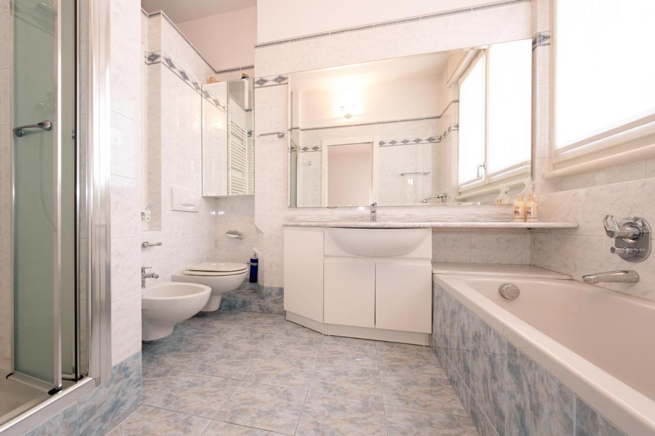 Como City View Apartment Extérieur photo